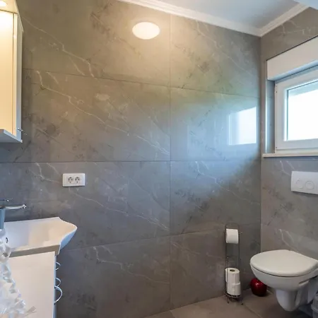 Pet Friendly In With Wifi * Пула