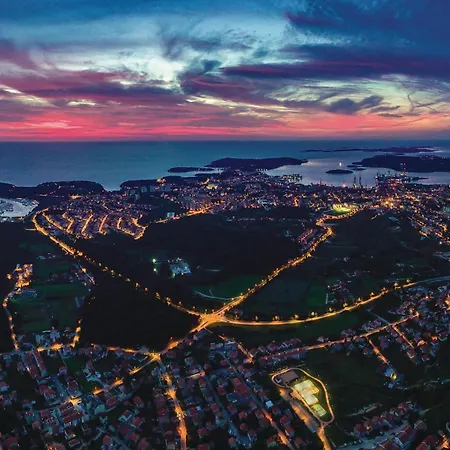 Дом отдыха Pet Friendly In With Wifi *