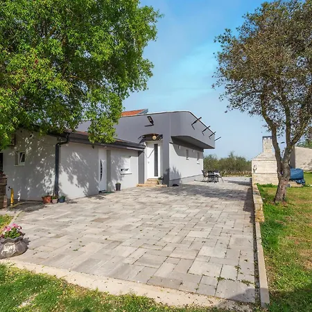 Pet Friendly In With Wifi * Пула