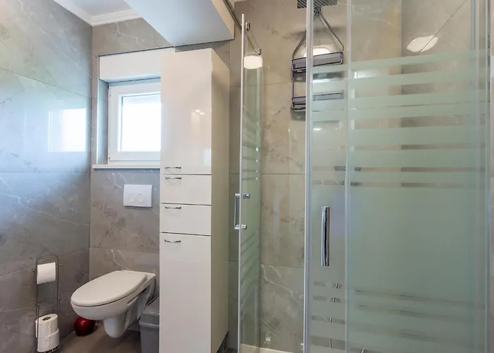 Pet Friendly In With Wifi 普拉