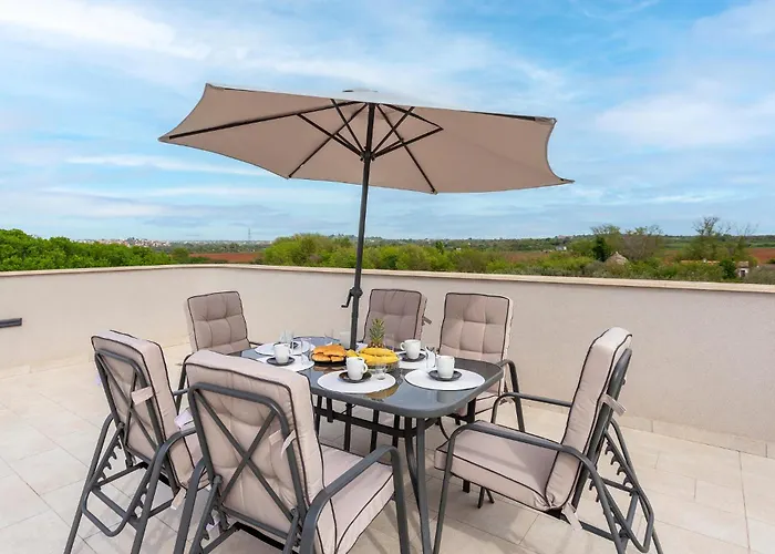 Pet Friendly In With Wifi プーラ